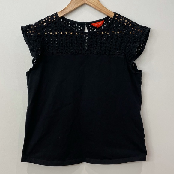 JOE FRESH, 100% cotton, Eyelet, Black, Cap Sleeve Top, Size Medium - Picture 1 of 5